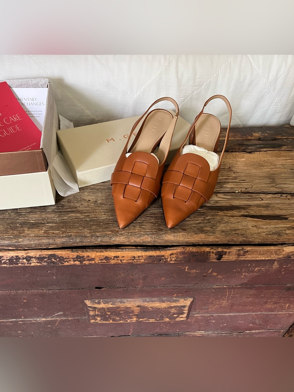 Women’s Tan Leather Pointed Slingback Flats with Woven Vamp